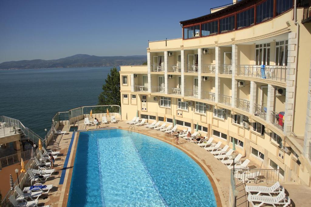 Dogalya Hotel 穆达尼亚 外观 照片