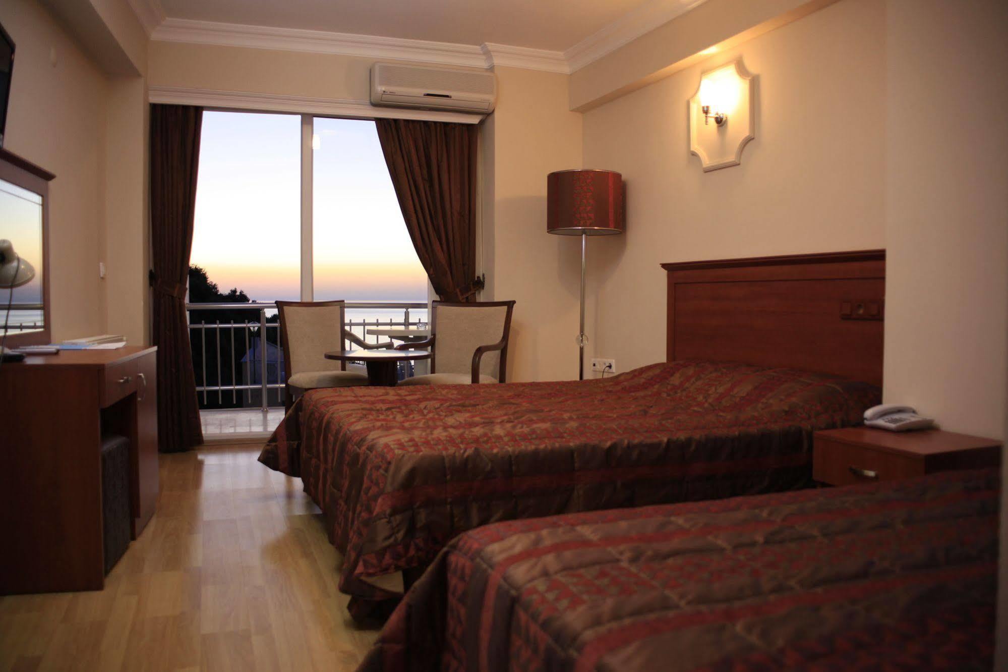 Dogalya Hotel 穆达尼亚 外观 照片